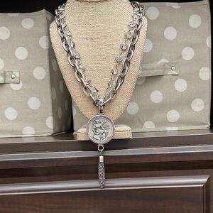 Chic Silver Pendant Necklace with Tassel